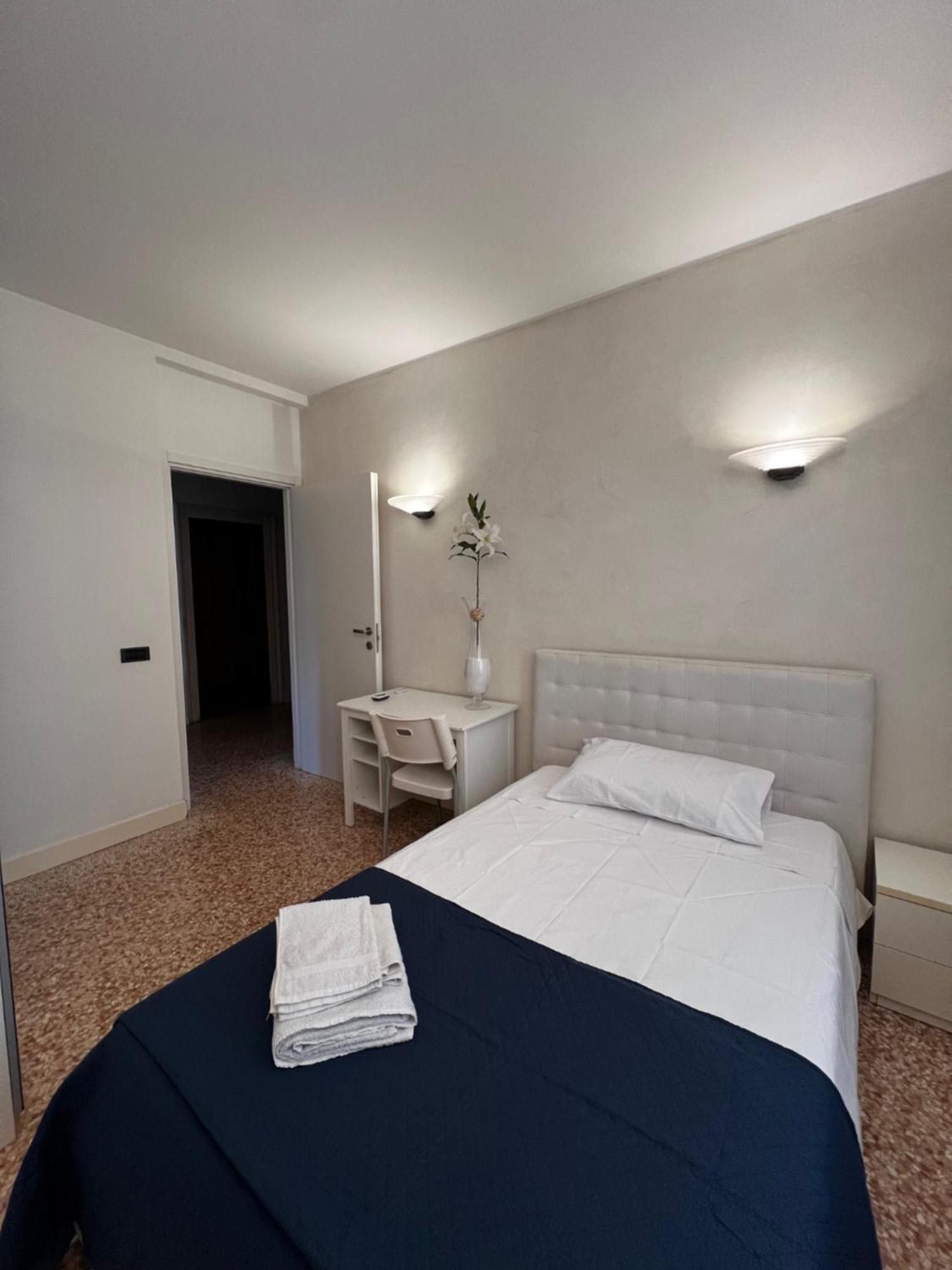 Locazione Turistica Joyful Padova Hotel Exterior photo